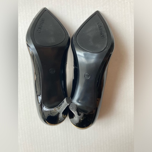 Calvin Klein gayle pointy toe stiletto pumps New - Picture 10 of 10
